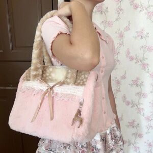 NWT pink faun print bag (charm included)